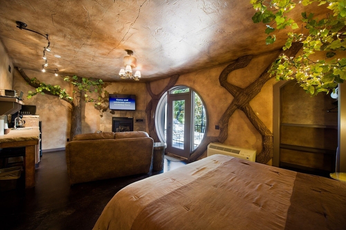 Imagen de la habitación del Hotel Eureka Springs Treehouses, Hobbit Caves and Castles. Foto 7