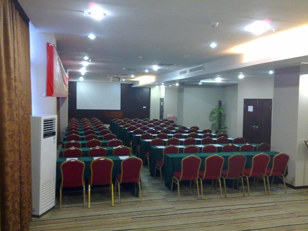 Imagen de los interiores del Hotel Euro Asia Hotel, Guangzhou. Foto 11