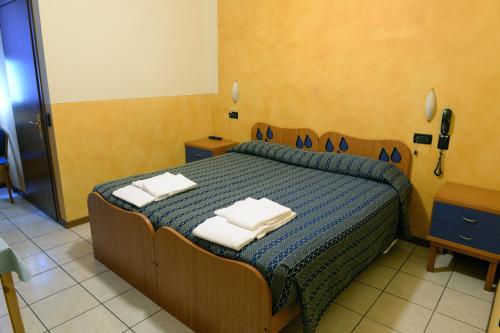 Imagen de la habitación del Hotel Euro, Castegnato. Foto 9