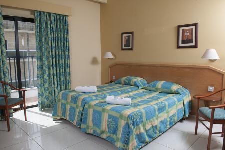 Imagen de la habitación del Hotel Euro Club. Foto 7