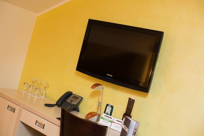 Imagen de la habitación del Hotel Euro Garni. Foto 12