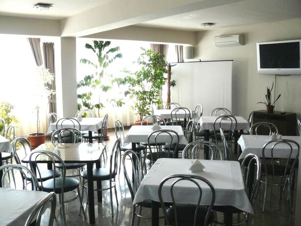 Imagen del bar/restaurante del Hotel Euro House. Foto 5