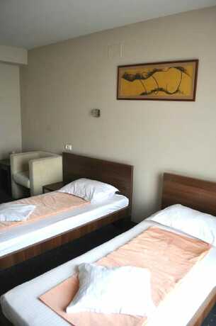 Imagen de la habitación del Hotel Euro House. Foto 12