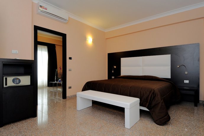 Imagen general del Hotel Euro House Suites. Foto 1