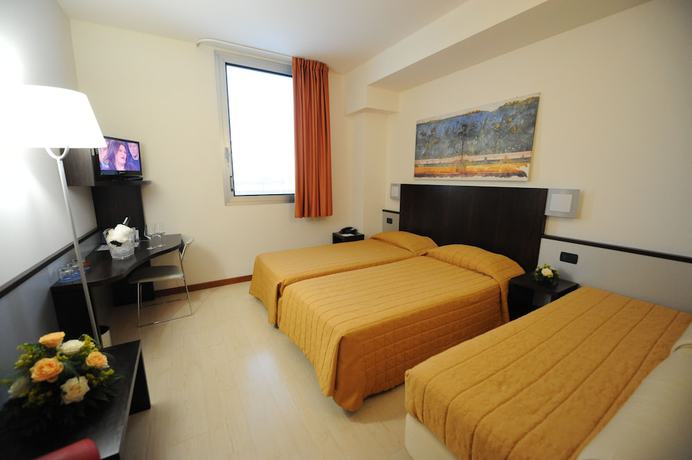 Imagen de la habitación del Hotel Euro, Imola. Foto 4