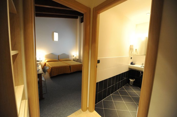 Imagen de la habitación del Hotel Euro, Imola. Foto 13