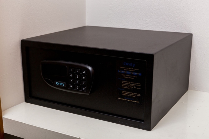 Imagen de la habitación del Hotel Euro Luxury Pavillion. Foto 2