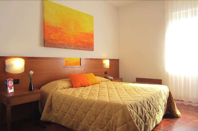 Imagen de la habitación del Hotel Euro, Nuoro. Foto 3