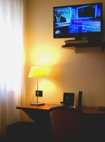 Imagen de la habitación del Hotel Euro, Nuoro. Foto 4