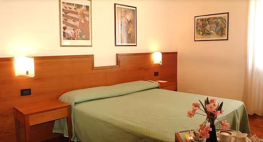 Imagen de la habitación del Hotel Euro, Nuoro. Foto 10
