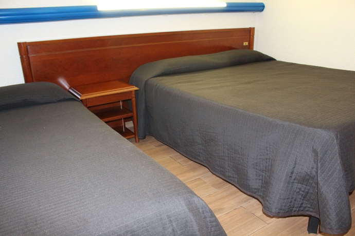 Imagen de la habitación del Hotel Euro Orly Rungis. Foto 11