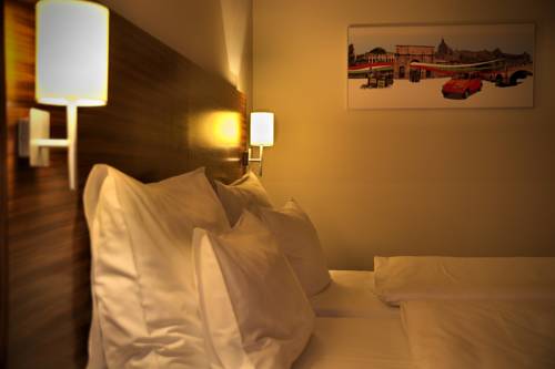 Imagen de la habitación del Hotel Euro, Pardubice. Foto 8