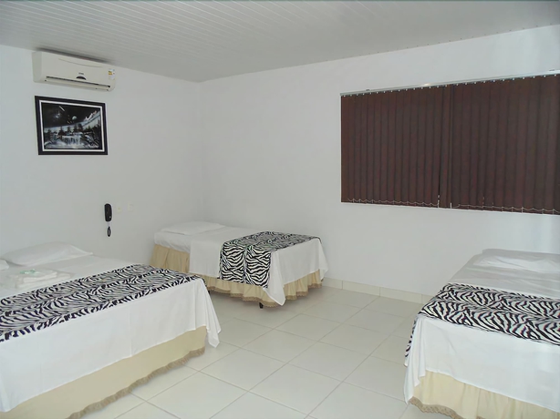 Imagen de la habitación del Hotel Euro Plaza. Foto 7