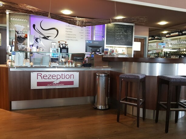 Imagen general del Hotel Euro Rastpark Zum Eichenzeller. Foto 15