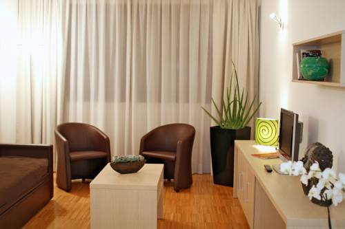 Imagen de la habitación del Hotel Euro Residence. Foto 7