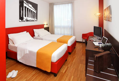 Imagen de la habitación del Hotel Euro Residence. Foto 15