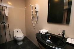 Imagen de la habitación del Hotel Euro Rich Hotel Skudai. Foto 12
