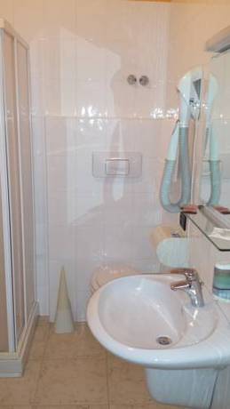 Imagen de la habitación del Hotel Euro, San Giovanni Rotondo. Foto 9