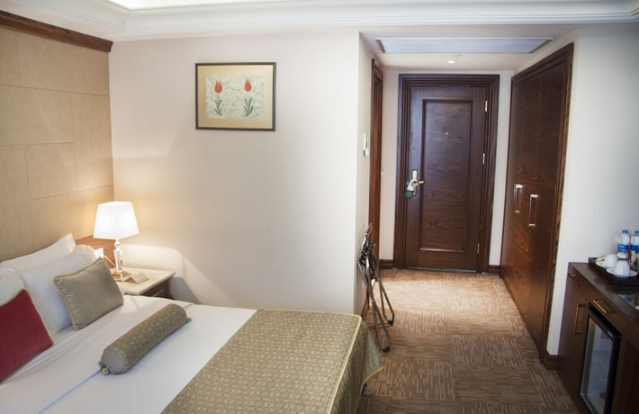 Imagen de la habitación del Hotel Euro Stars Old City. Foto 13