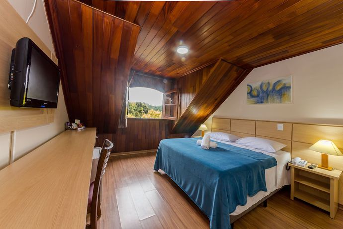 Imagen de la habitación del Hotel Euro Suite Campos do Jord&atilde;o. Foto 13