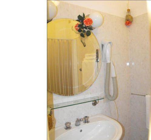 Imagen de la habitación del Hotel Euro, Tirrenia. Foto 7