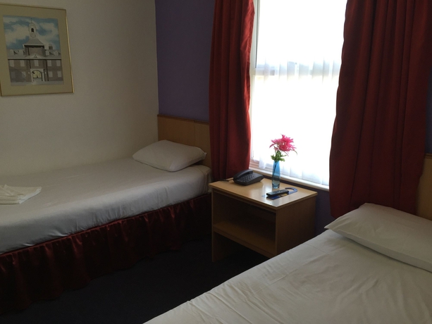 Imagen de la habitación del Hotel Euro Wembley. Foto 9