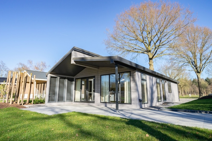 Imagen de la habitación del Hotel EuroParcs Kaatsheuvel. Foto 2