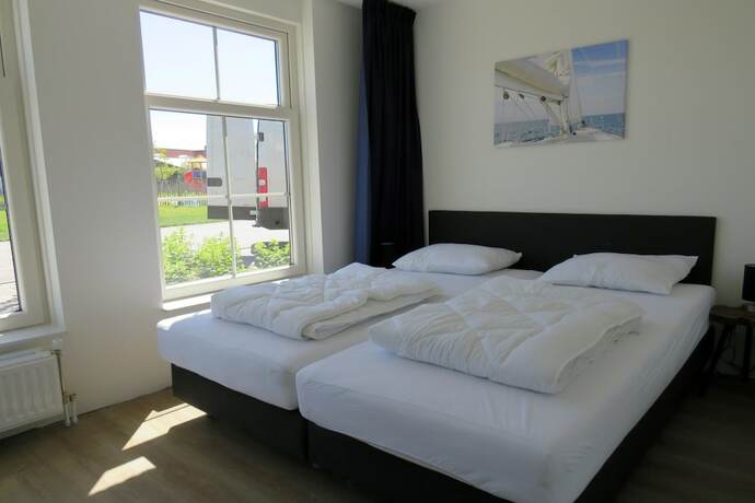 Imagen de la habitación del Hotel EuroParcs Poort van Amsterdam. Foto 16