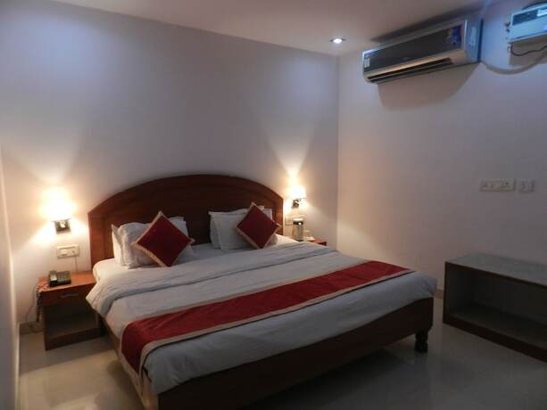 Imagen de la habitación del Hotel EuroStar Inn. Foto 17