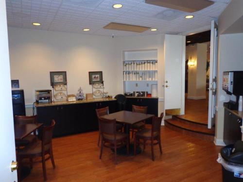 Imagen general del Hotel Euro-Suites. Foto 2