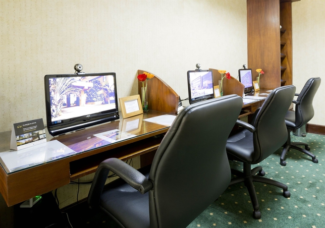 Imagen de los interiores del Hotel Eurobuilding Express El Tigre. Foto 8