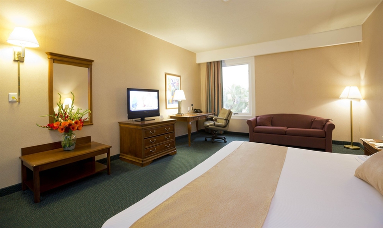 Imagen de la habitación del Hotel Eurobuilding Express El Tigre. Foto 6