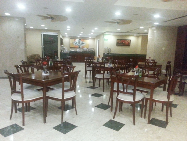 Imagen del bar/restaurante del Hotel Eurobuilding Express El Tigre. Foto 3