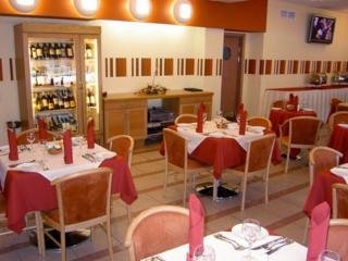Imagen del bar/restaurante del Hotel Eurocity. Foto 6