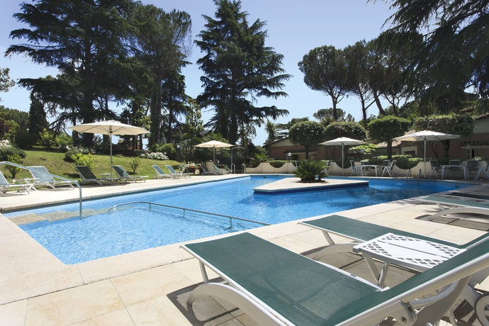 Imagen de la piscina del Hotel Eurogarden. Foto 16