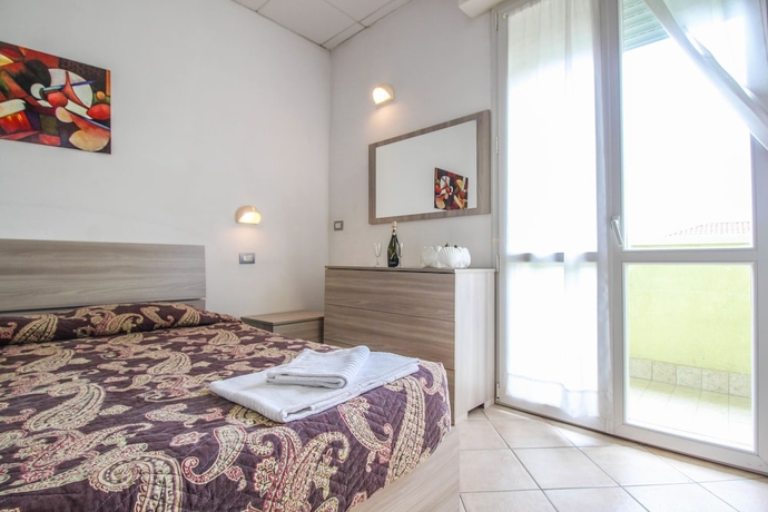Imagen de la habitación del Hotel Eurogarden, Rimini. Foto 11