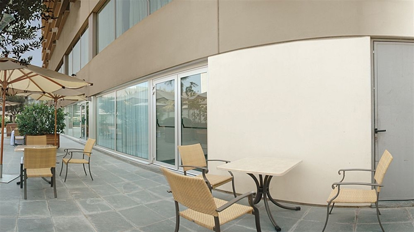 Imagen de los exteriores del Hotel Eurohotel Diagonal Port. Foto 9