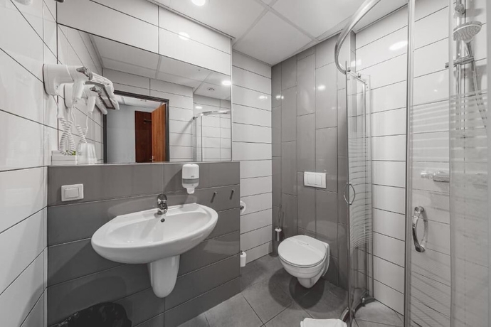 Imagen de la habitación del Hotel Eurohotel Katowice. Foto 8