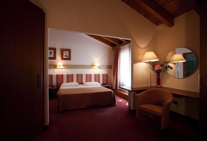 Imagen de la habitación del Hotel Eurohotel Palace Maniago. Foto 5