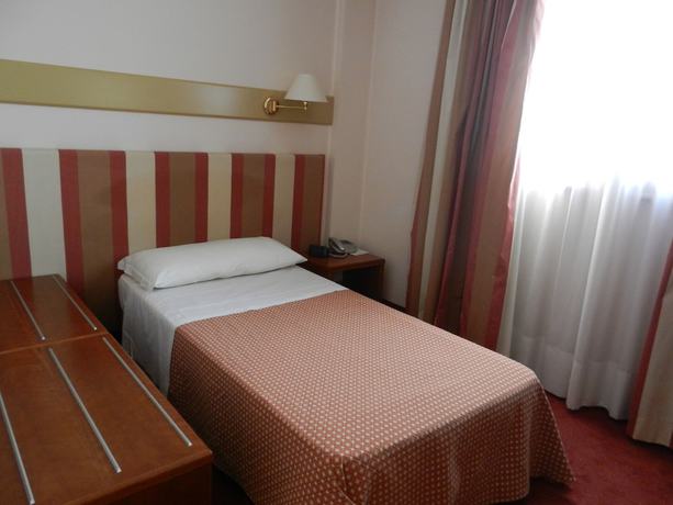 Imagen de la habitación del Hotel Eurohotel Palace Maniago. Foto 6