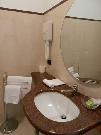 Imagen de la habitación del Hotel Eurohotel Palace Maniago. Foto 11