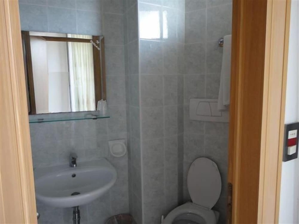 Imagen de la habitación del Hotel Euromar. Foto 14
