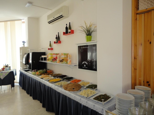 Imagen del bar/restaurante del Hotel Euromar. Foto 7