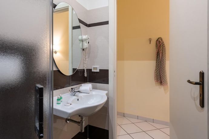 Imagen de la habitación del Hotel Euromare. Foto 9