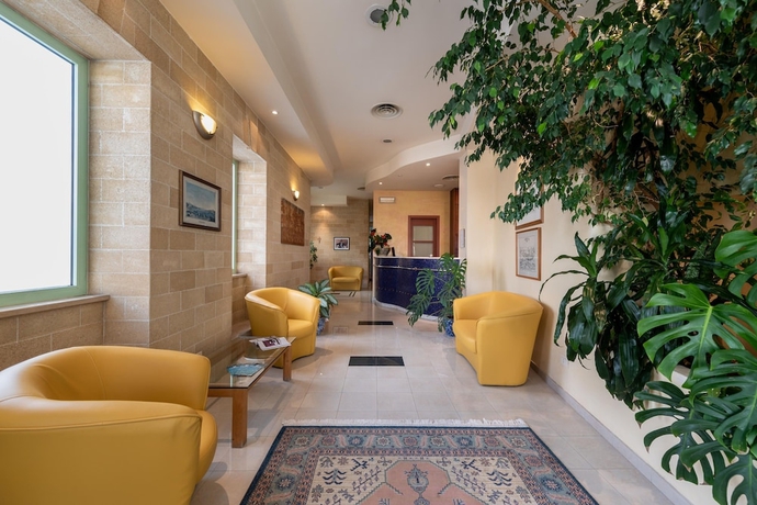 Imagen de los interiores del Hotel Euromare. Foto 19