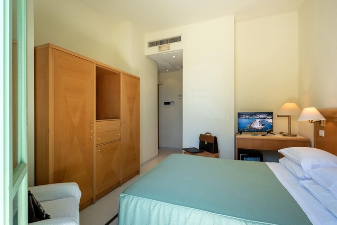 Imagen de la habitación del Hotel Euromare. Foto 17