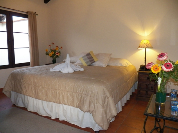 Imagen de la habitación del Hotel Euromaya Suites. Foto 8