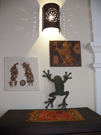 Imagen de los interiores del Hotel Euromaya Suites. Foto 16