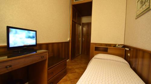 Imagen de la habitación del Hotel Euromotel Croce Bianca. Foto 6