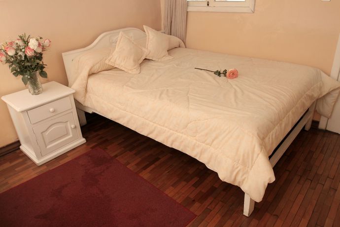 Imagen de la habitación del Hotel Europa, Alaus&iacute;. Foto 3